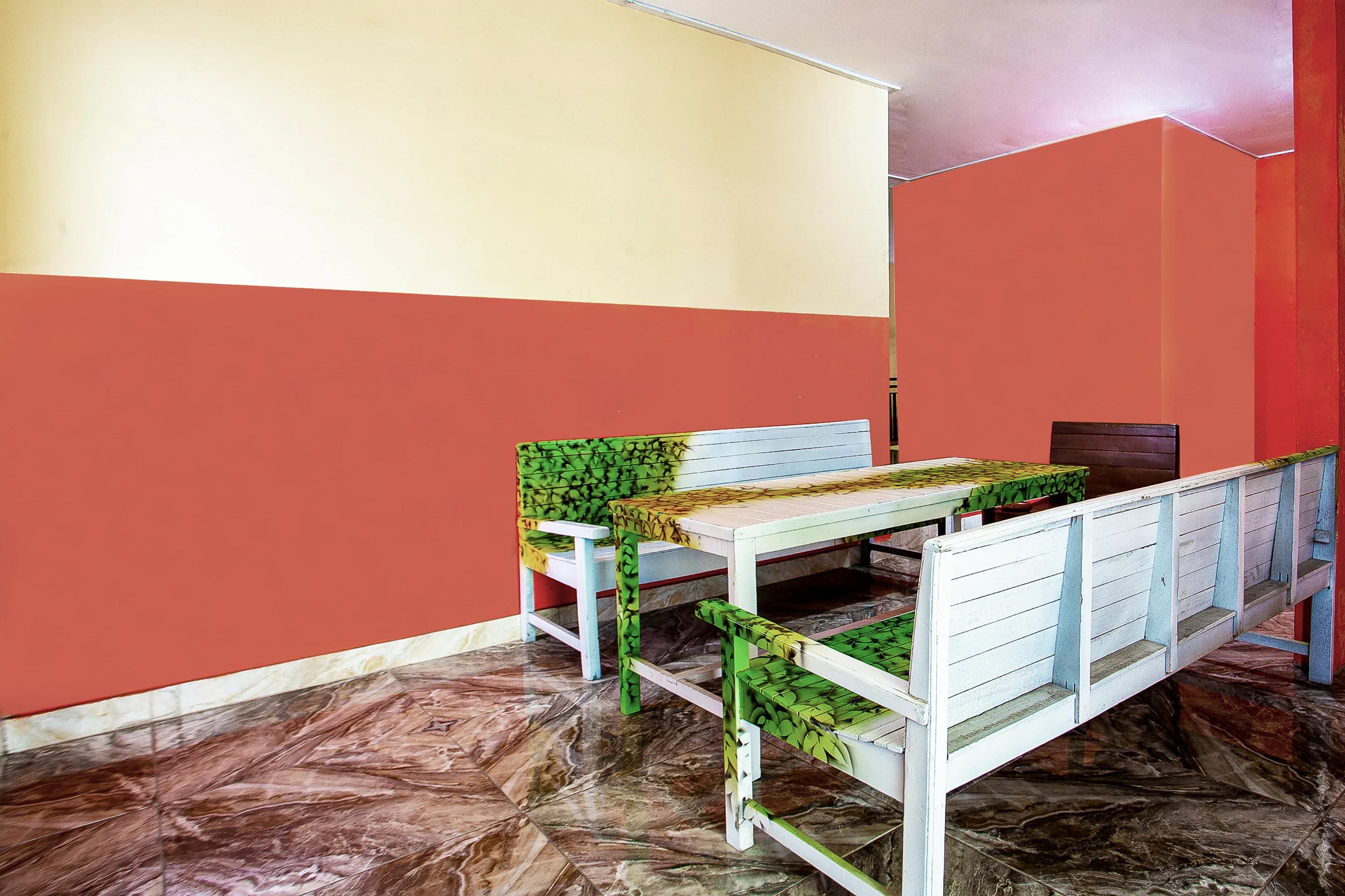 The Paragon Hotel Cilacap Redpartner Eksteriør bilde