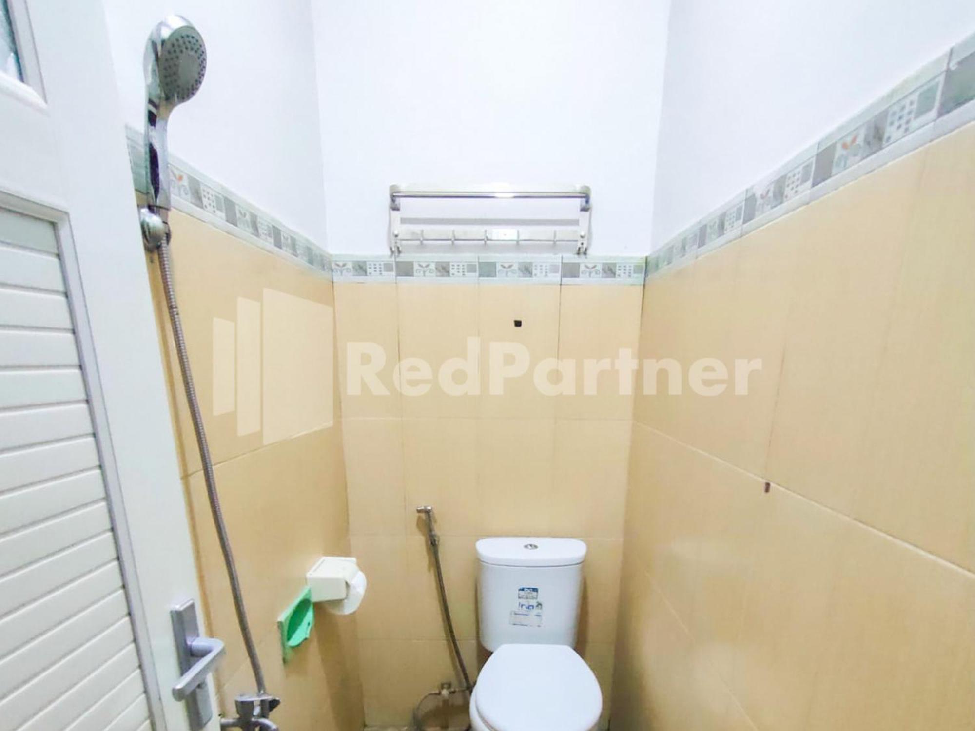 The Paragon Hotel Cilacap Redpartner Eksteriør bilde