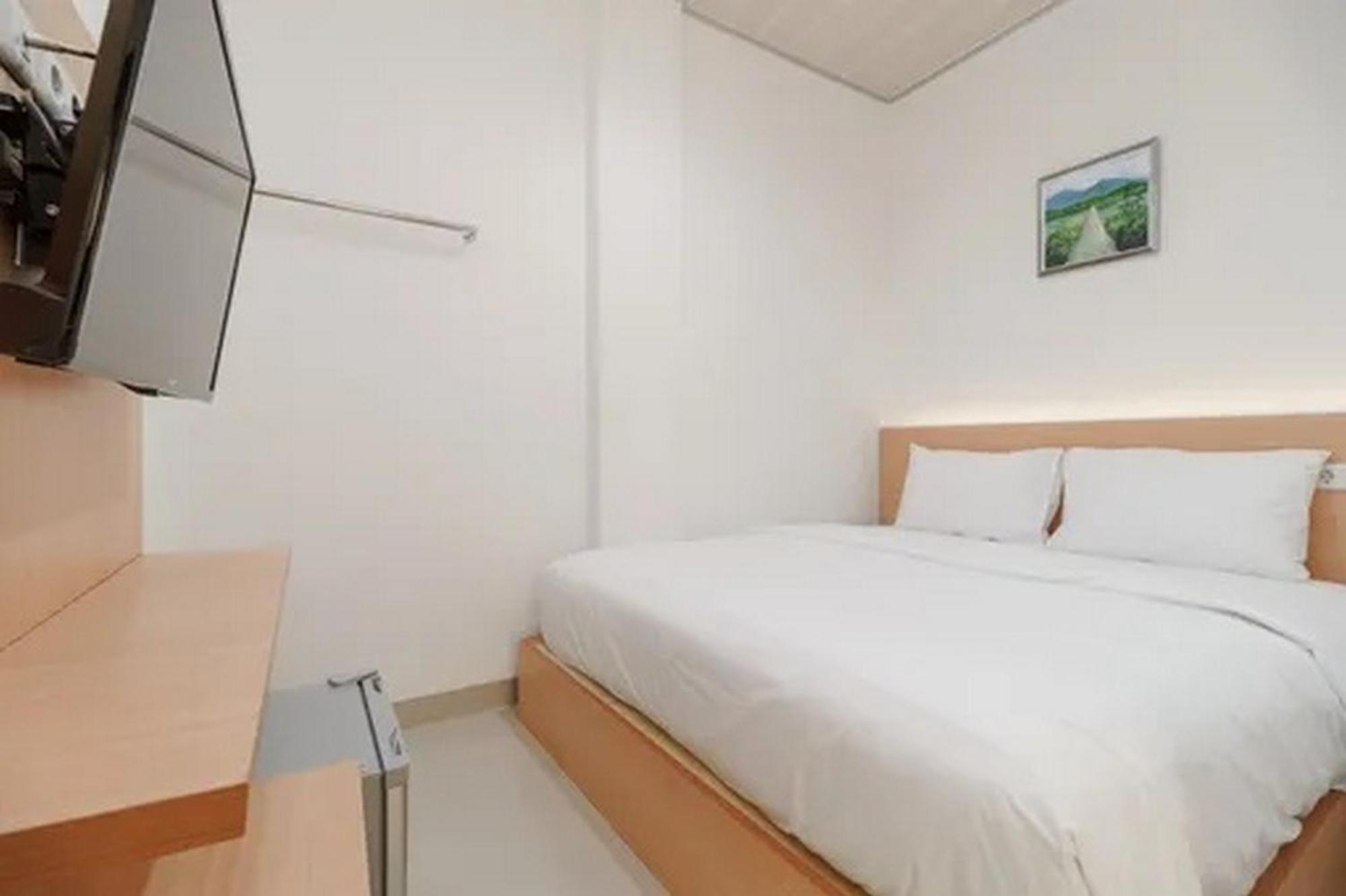 The Paragon Hotel Cilacap Redpartner Eksteriør bilde