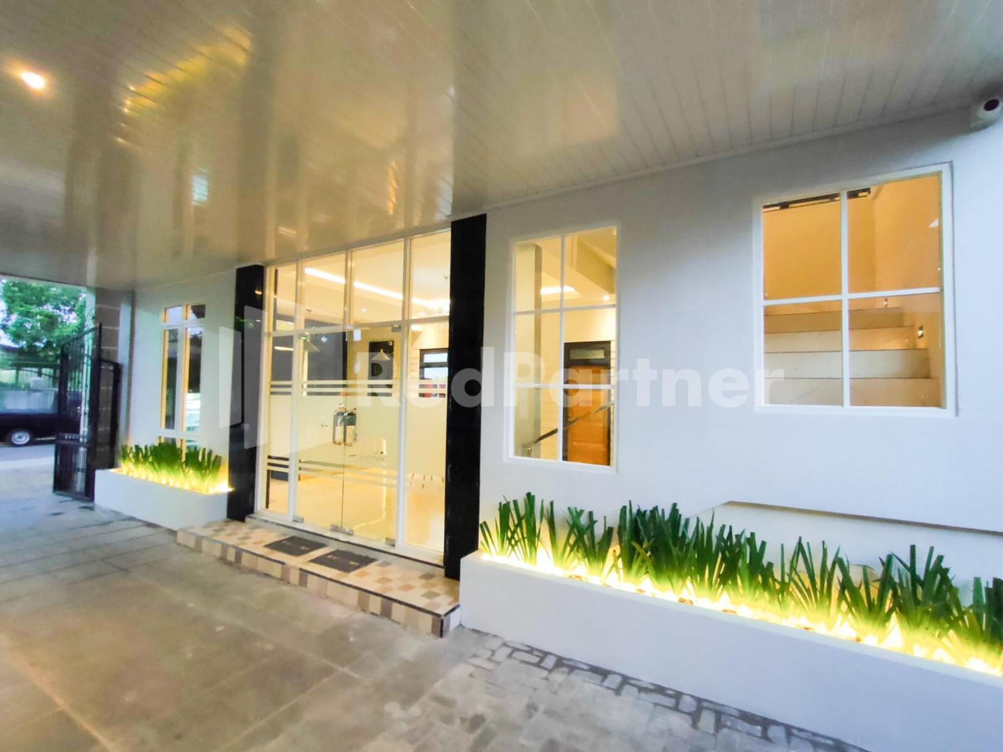 The Paragon Hotel Cilacap Redpartner Eksteriør bilde